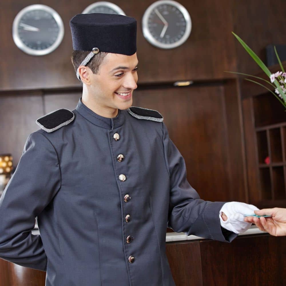 Concierge per Personalvermittlung finden und buchen