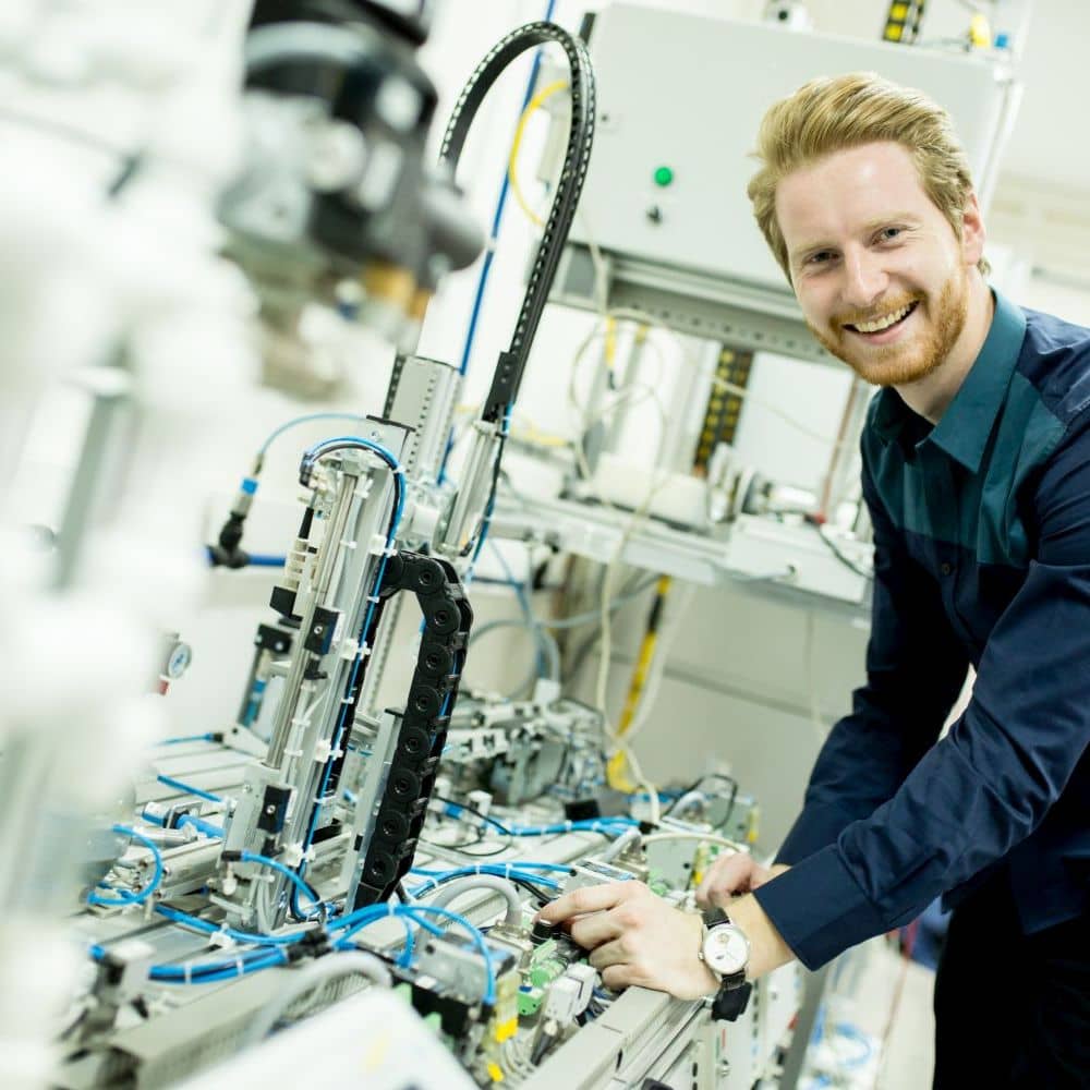 Personal für Elektronik-Berufe buchen