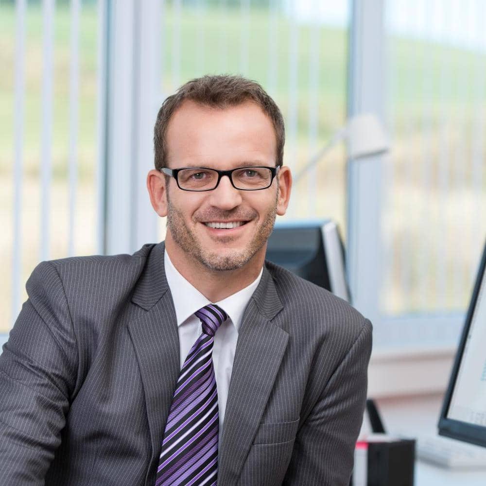 Industriekaufmann per Personalvermittlung finden und buchen