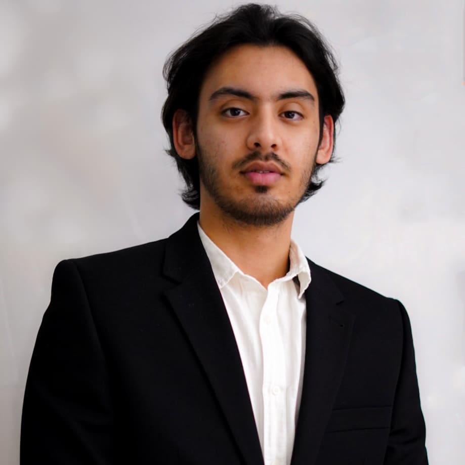 Profilfoto von Omid – Kandidatenprofil bei CALUMA