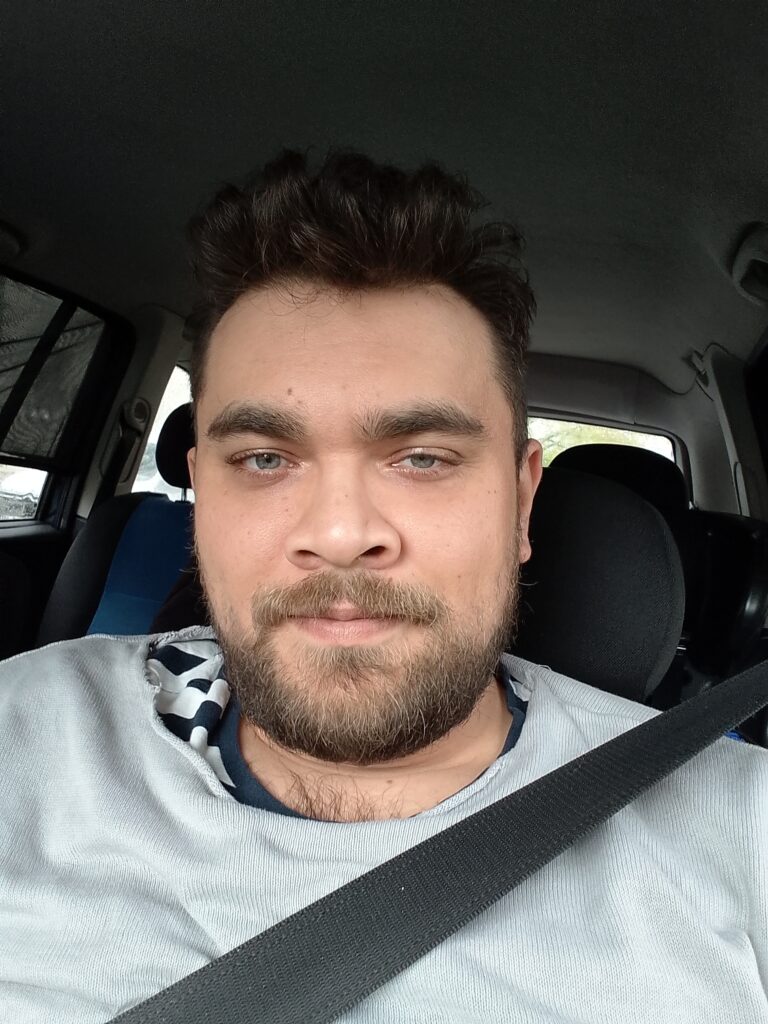 Profilbild von Admir.