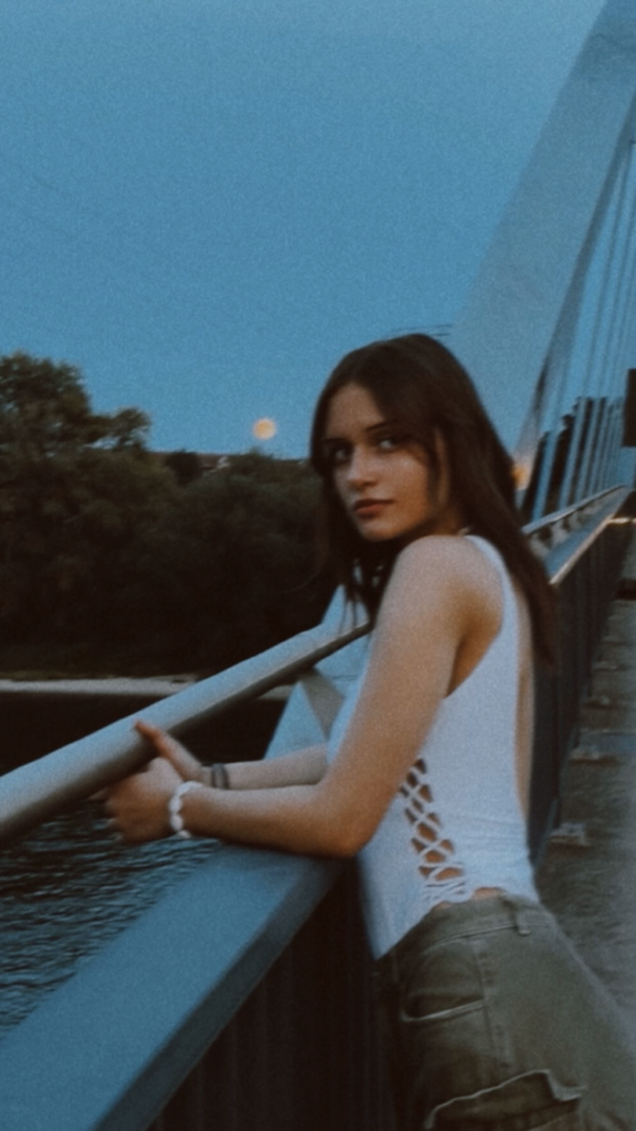 Profilfoto von Vanessa – Kandidatenprofil bei CALUMA