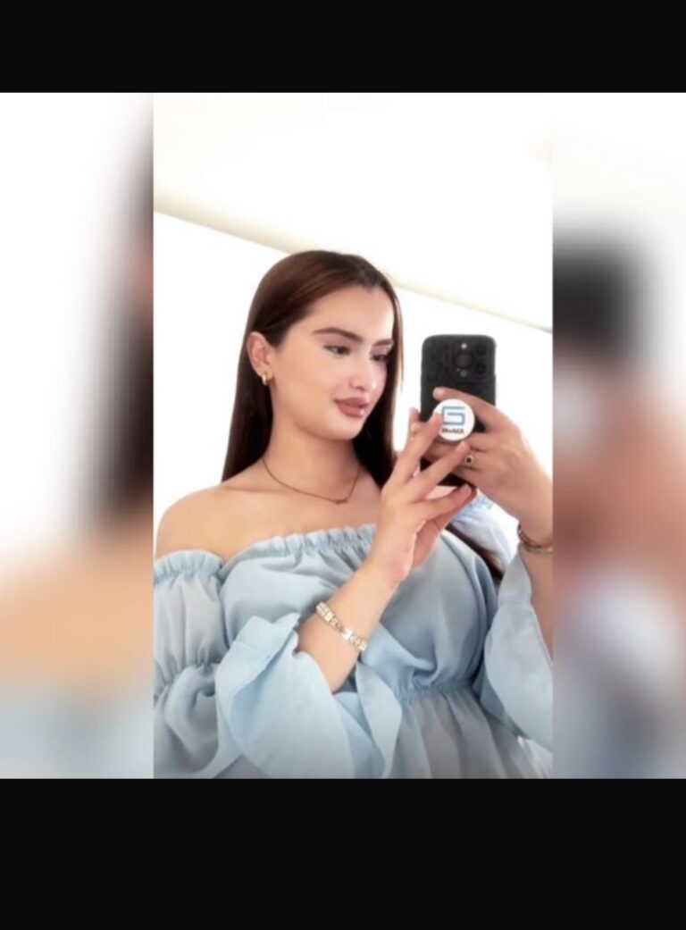 Profilbild von Amina