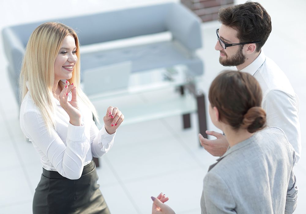 Personal bei Hostess-Agentur, Messeagentur, Eventagentur, Promotionagentur und Servicepersonalagentur per Personalvermittlung finden und buchen
