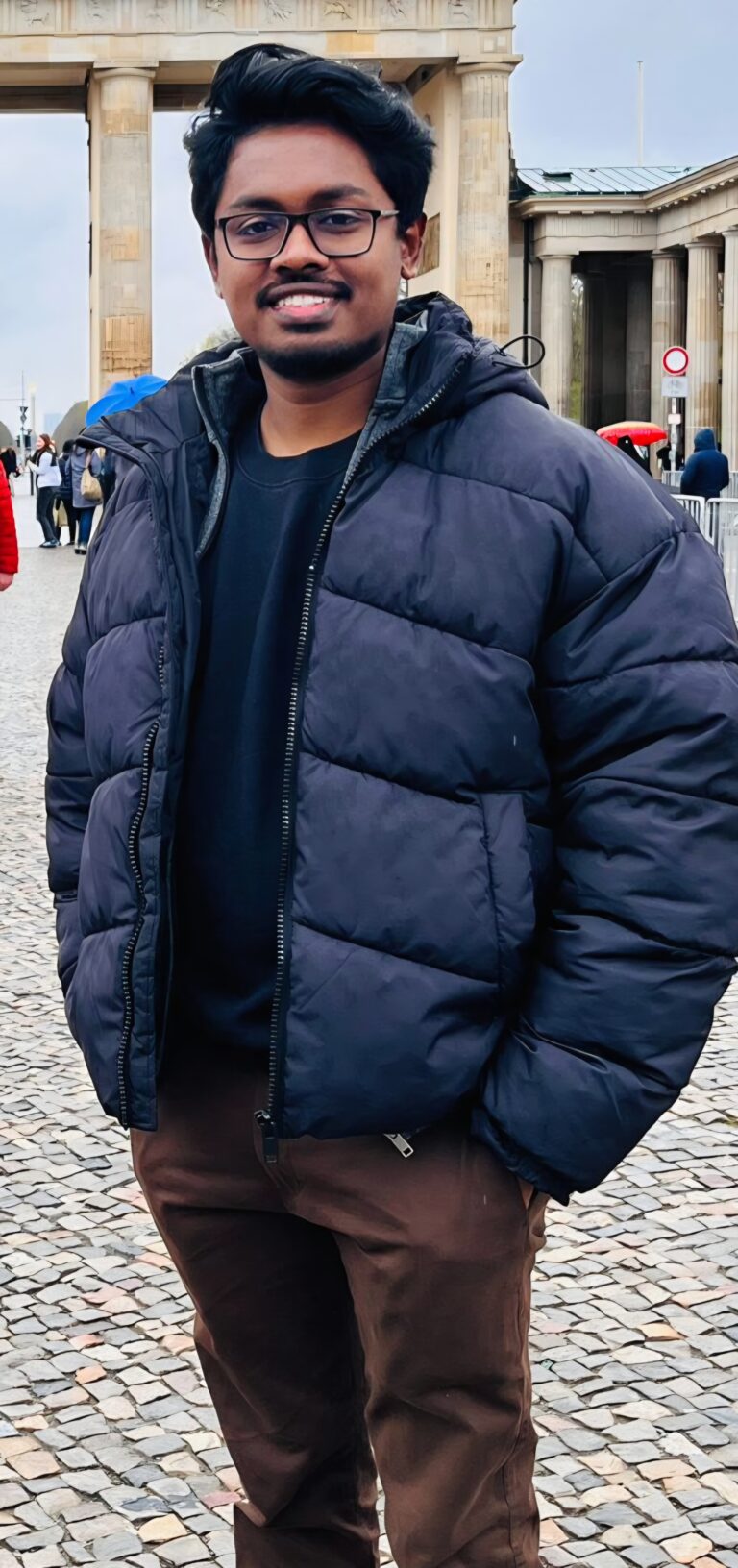 Profilbild von Raveen