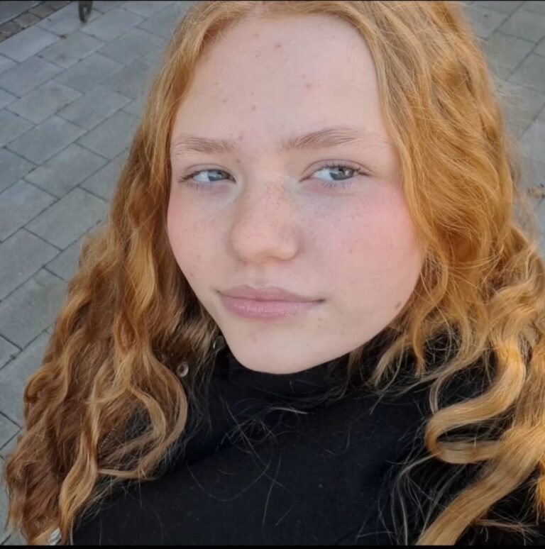 Profilbild von Lara