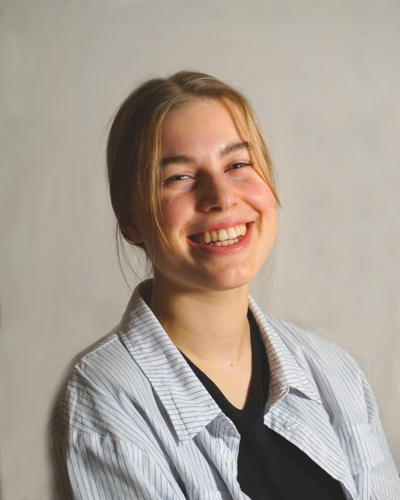 Profilfoto von Lena – Kandidatenprofil bei CALUMA