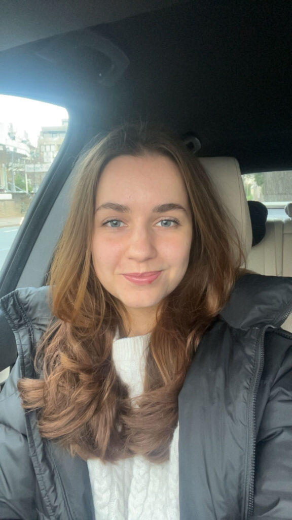 Profilfoto von Emely – Kandidatenprofil bei CALUMA