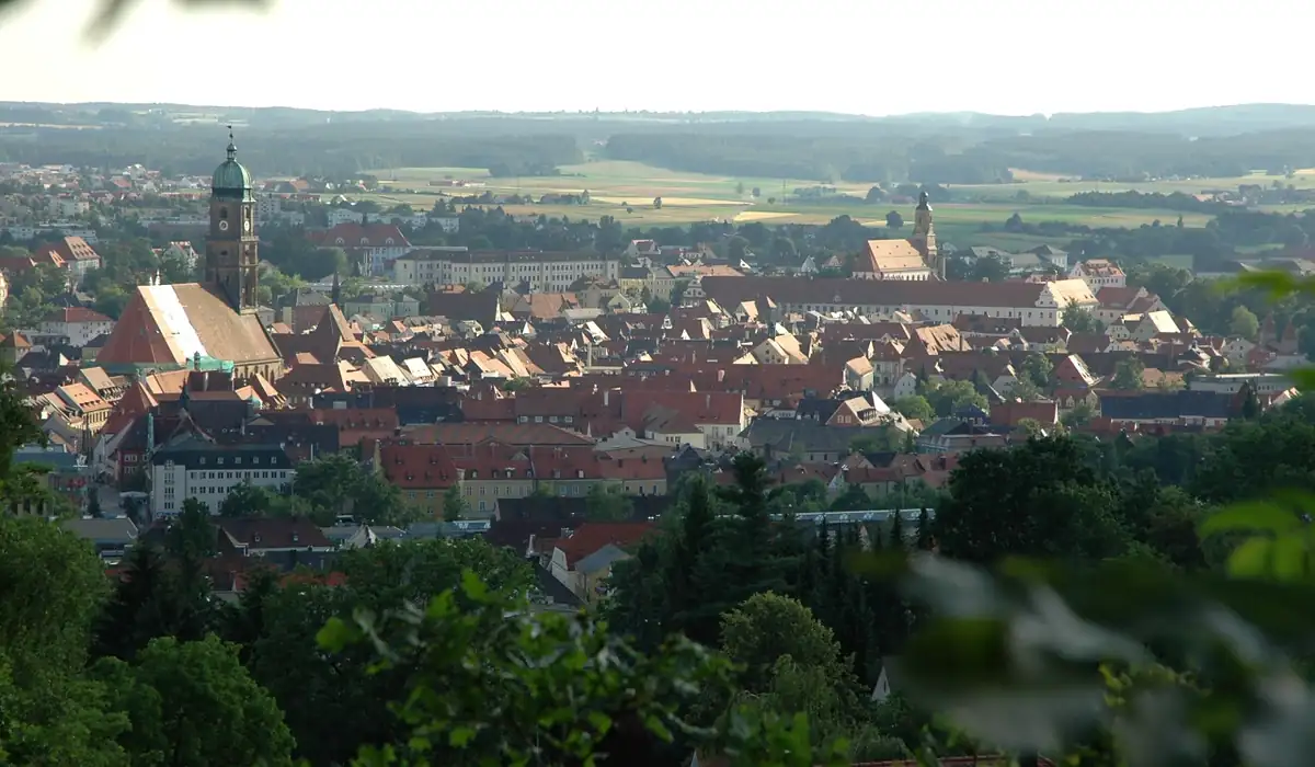 Stadtansicht von Amberg – Einsatzort für Hostessen bei Messen, Kongressen, Events, Empfängen, Promotionaktionen und Hospitality über CALUMA