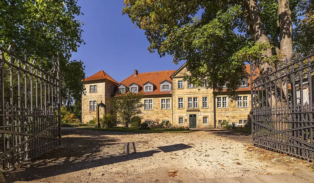 Stadtansicht von Barsinghausen – Personal für Gastronomie, Hotellerie und Tourismus bei CALUMA