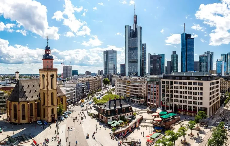 Stadtansicht von Frankfurt am Main – Messen, Kongresse und Veranstaltungen