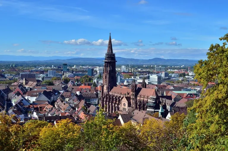 Stadtansicht von Freiburg im Breisgau – Messen, Kongresse und Veranstaltungen