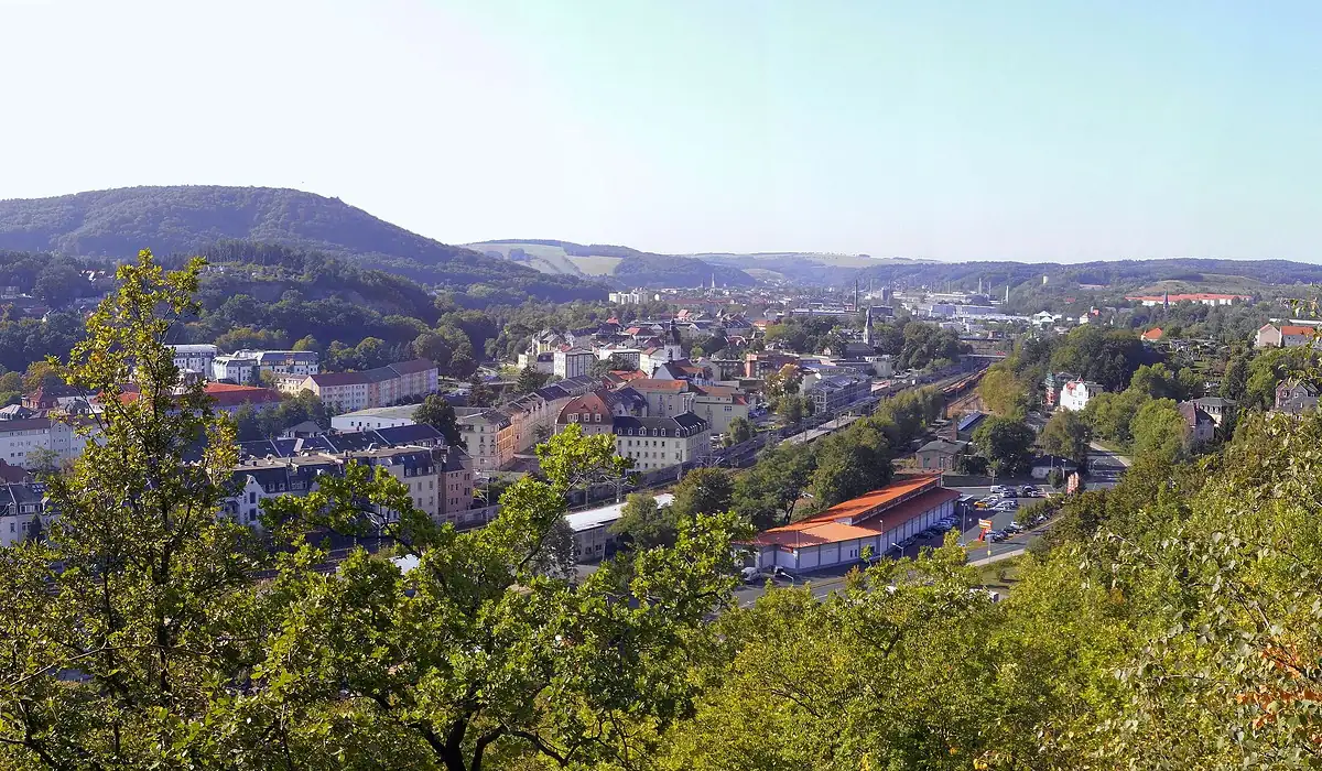 Stadtansicht von Freital – Einsatzort für Interviewer bei Kundenbefragungen, Marktforschung, Meinungsforschung und Field Research über CALUMA