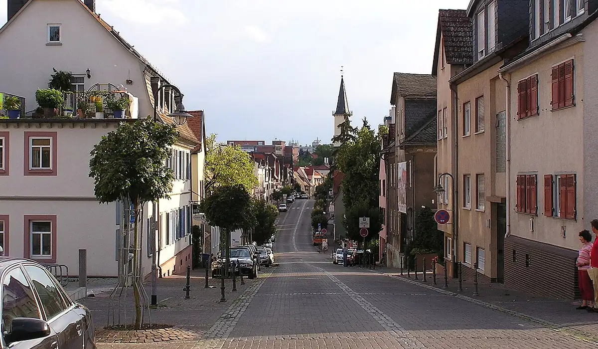 Stadtansicht von Friedrichsdorf – Einsatzort für Hardseller in Direktverkauf, Telefonvertrieb und Verkaufsaktionen | CALUMA