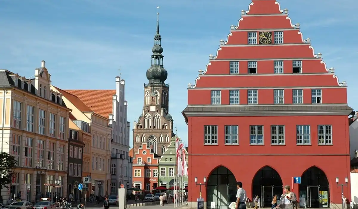 Stadtansicht von Greifswald – Einsatzort für Aufbauhelfer bei Events und Messen über CALUMA