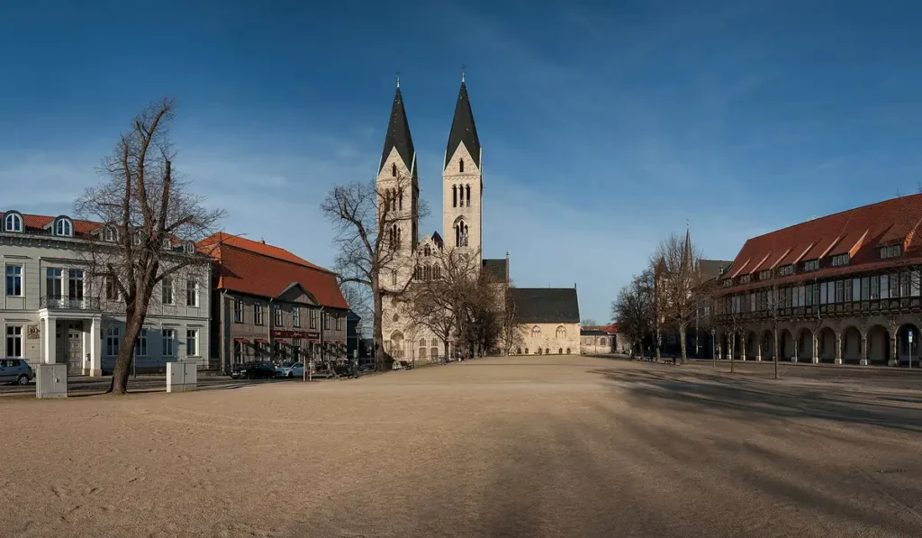 Stadtansicht von Halberstadt – Personal buchen und Jobs finden bei CALUMA