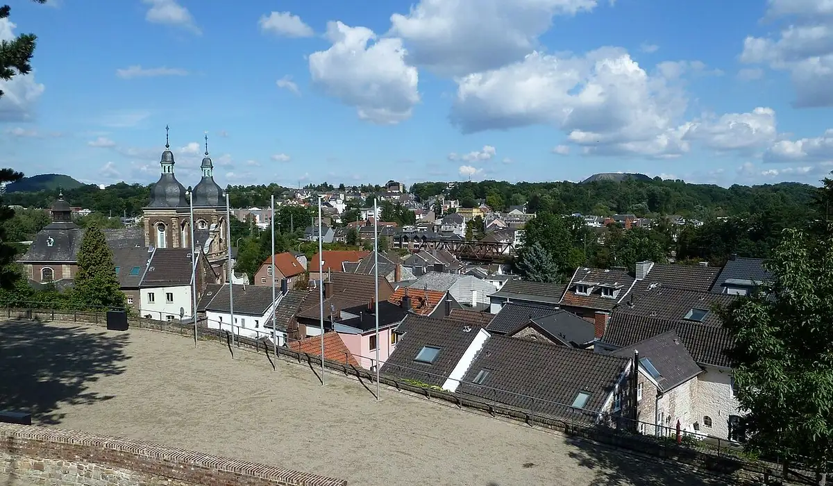 Stadtansicht von Herzogenrath – Einsatzort für Lehrer und Bildungseinrichtungen | CALUMA