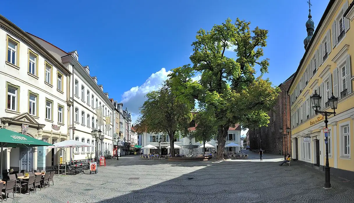 Stadtansicht von Kaiserslautern – Einsatzort für Empfangs-Hostessen bei Messen, Kongressen, Events und Hospitality über CALUMA