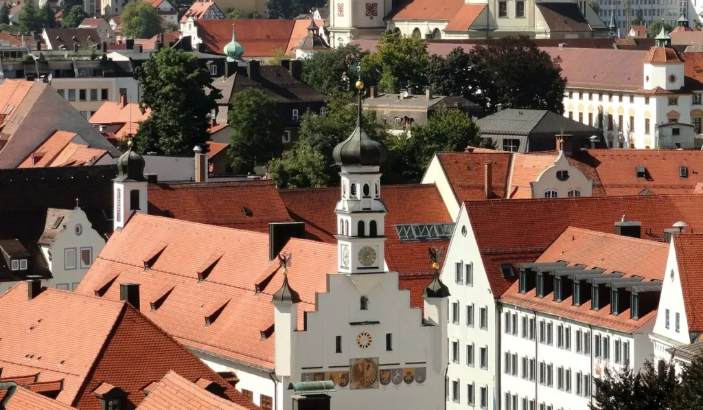 Stadtansicht von Kempten (Allgäu) – Personal buchen und Jobs finden bei CALUMA