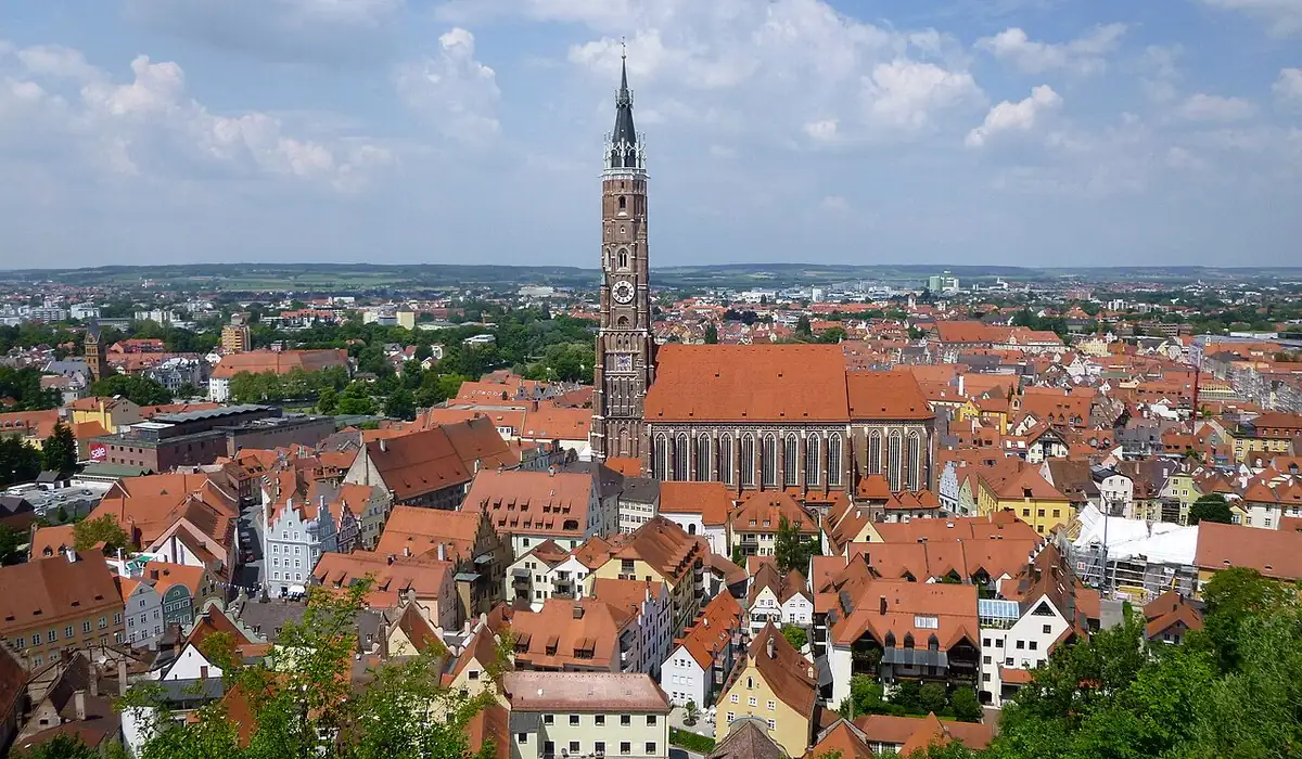 Stadtansicht von Landshut – Einsatzort für Interviewer bei Kundenbefragungen, Marktforschung, Meinungsforschung und Field Research über CALUMA
