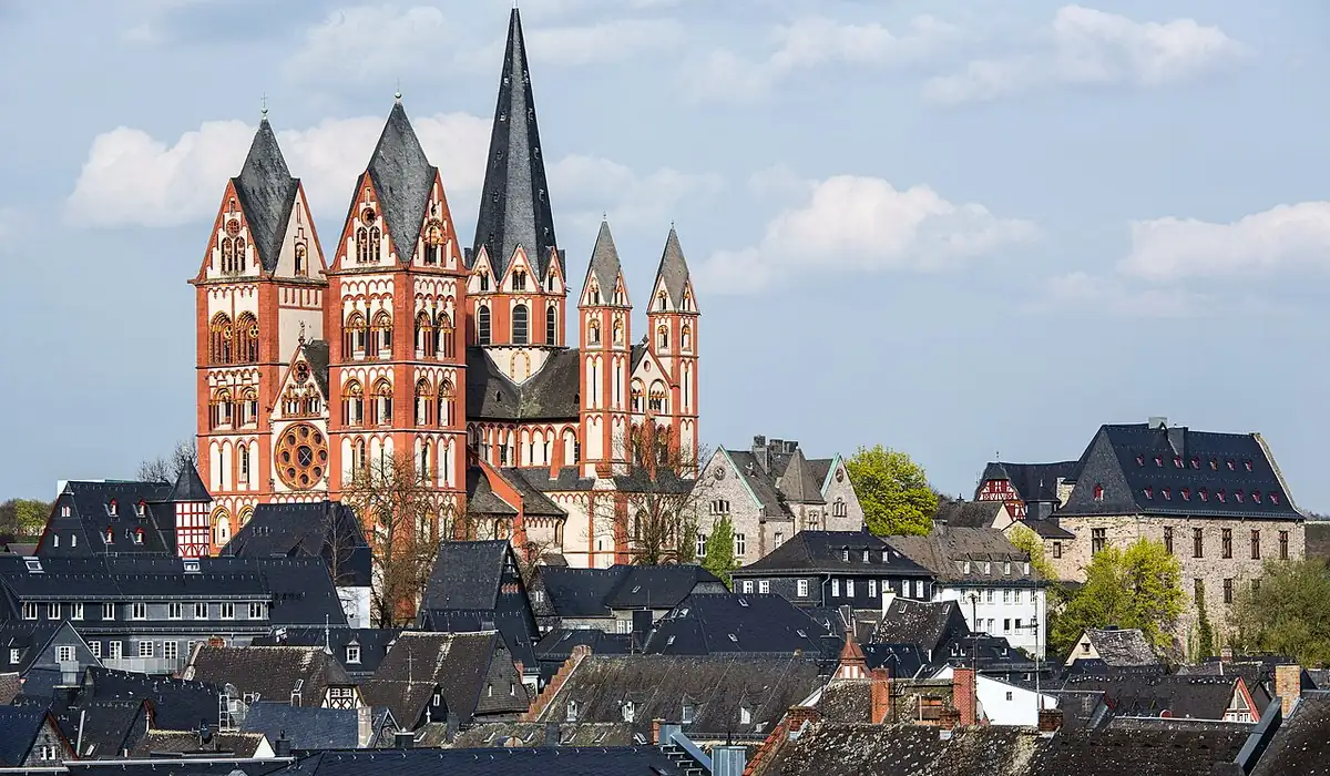 Stadtansicht von Limburg a. d. Lahn – Einsatzort für Pädagogen in Bildung, Förderung und Betreuung | CALUMA