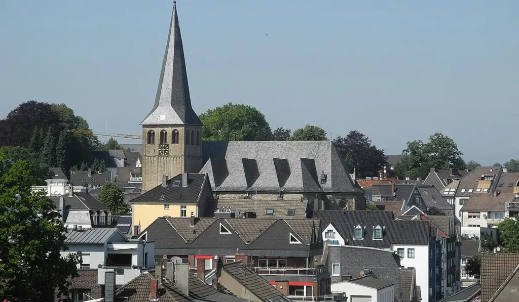 Stadtansicht von Mettmann – Berufsleben gestalten und regionale Jobs bei CALUMA finden
