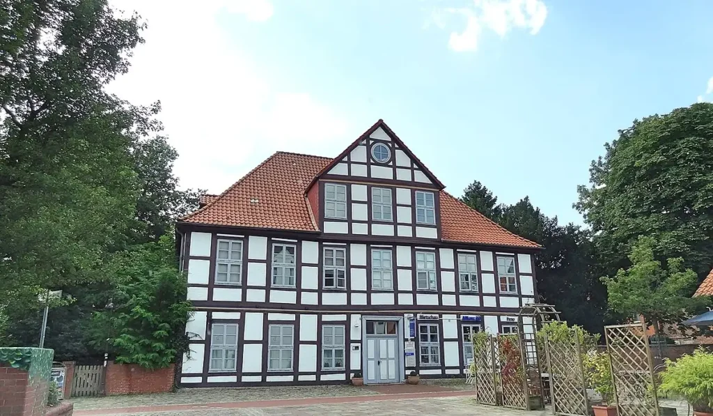 Stadtansicht von Nienburg (Weser) – Personal für Logistik, Transport und Verkehr bei CALUMA