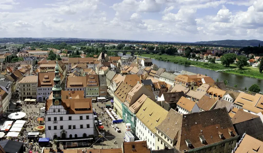 Stadtansicht von Pirna – Personal buchen und Jobs finden bei CALUMA