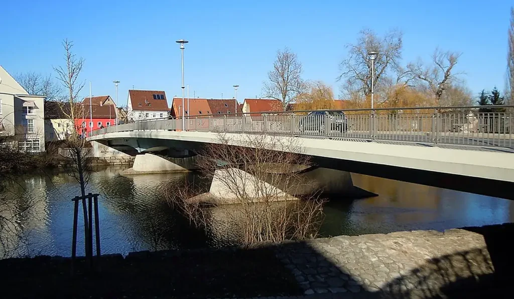 Stadtansicht von Rottenburg am Neckar – Personal für Logistik, Transport und Verkehr bei CALUMA