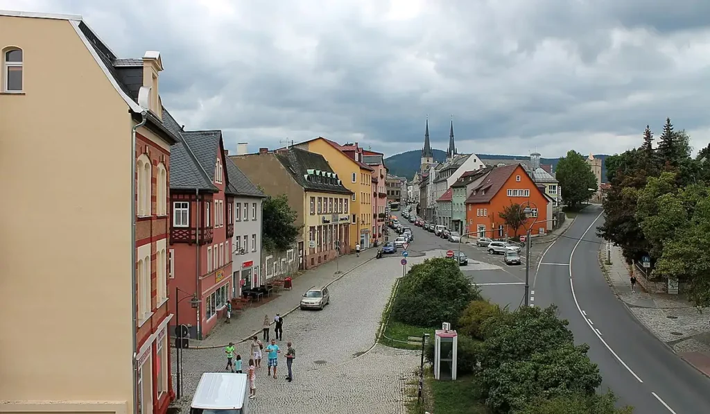 Stadtansicht von Saalfeld/Saale – Personal buchen und Jobs finden bei CALUMA
