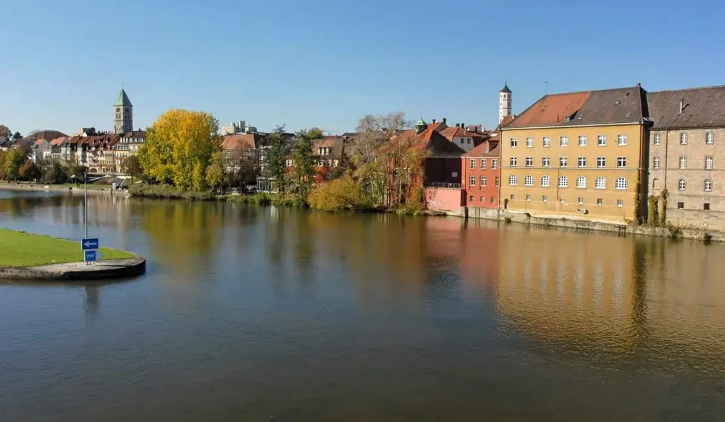 Stadtansicht von Schweinfurt – Berufsleben gestalten und regionale Jobs bei CALUMA finden