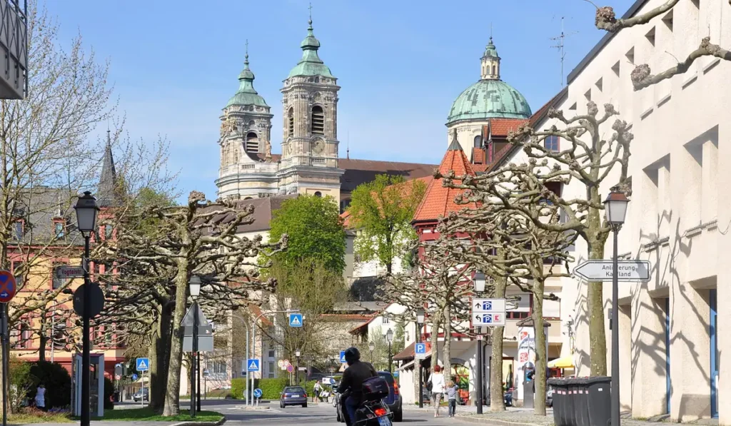 Stadtansicht von Weingarten – Personal buchen und Jobs finden bei CALUMA