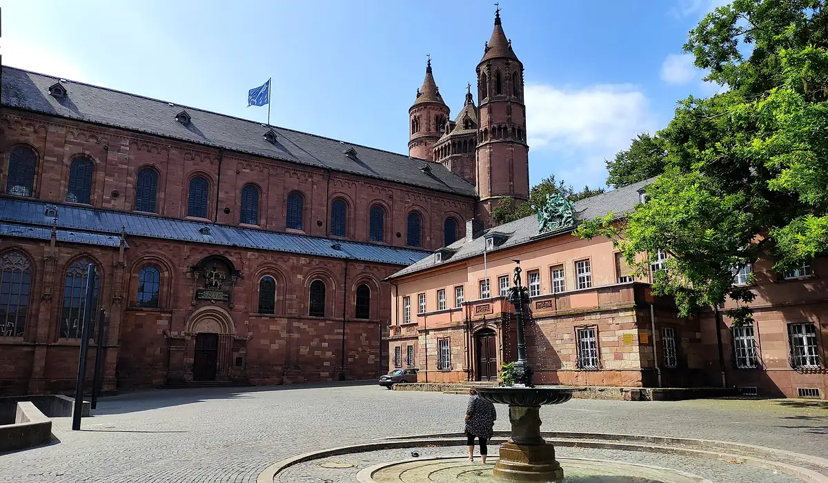 Stadtansicht von Worms – Einsatzort für Promoter bei Sampling, POS-Aktionen, Messen, Events, Roadshows und Markenaktivierungen über CALUMA