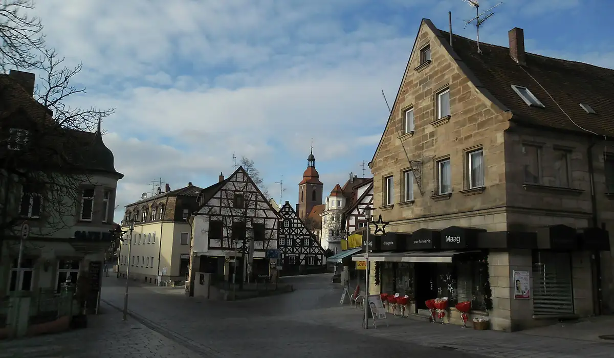 Stadtansicht von Zirndorf, St – Einsatzort für Therapeuten in Praxis, Klinik und Rehabilitation | CALUMA