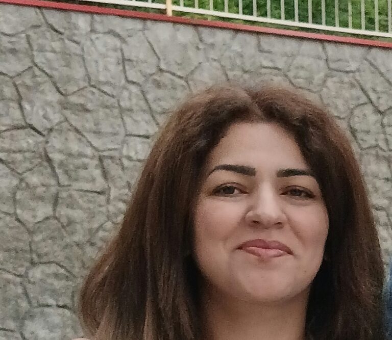 Profilbild von Elnaz