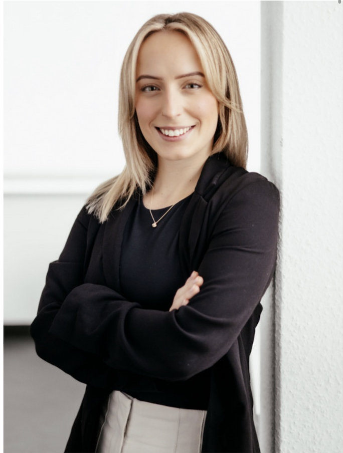 Profilfoto von Fiona-Fee – Kandidatenprofil bei CALUMA