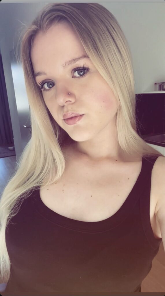 Profilfoto von Vanessa – Kandidatenprofil bei CALUMA
