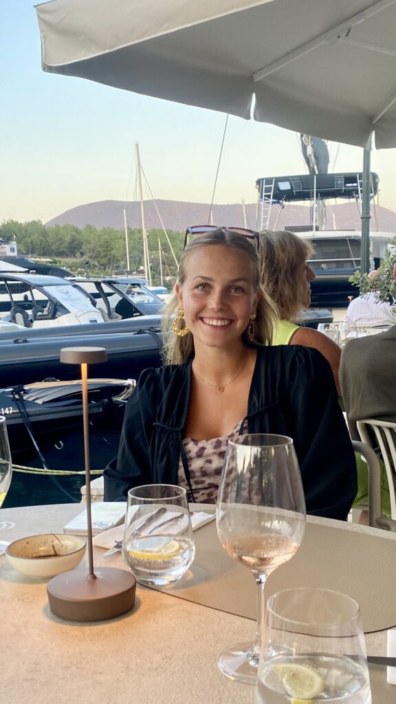 Profilfoto von Ella – Kandidatenprofil bei CALUMA