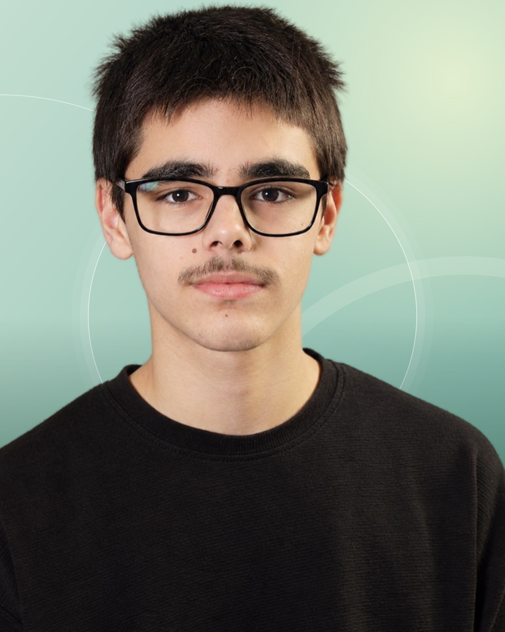 Profilfoto von Malik aus Krefeld. Berufswunsch: Kassierer/in und Warenverräumer/in. Branche: Holz, Papier und Kundenservice.