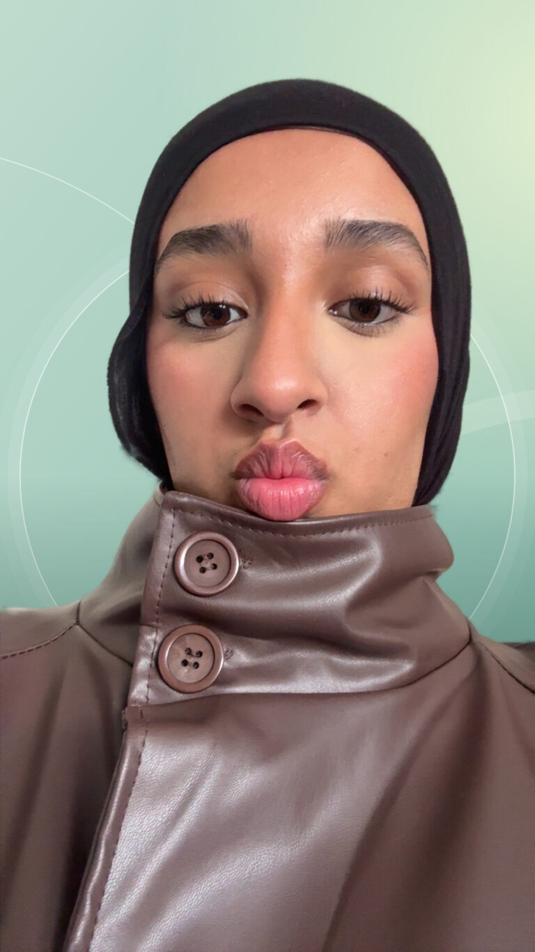 Weiteres Foto 1 von Amna