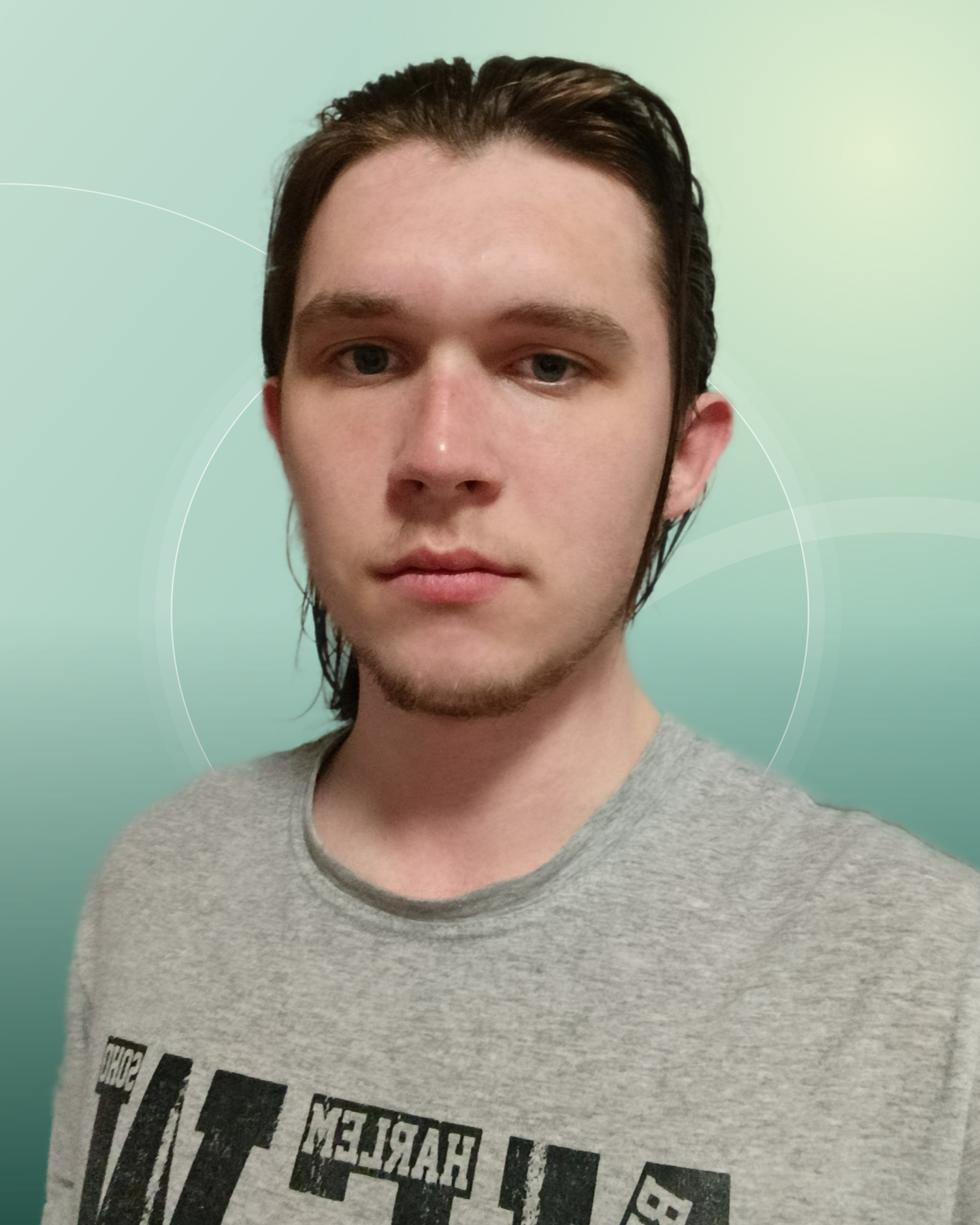 Profilfoto von Denys aus Gottmadingen. Berufswunsch: Helfer/in - Verkauf und Verkaufsberater/in. Branche: Elektronik und Verkauf, Handel.
