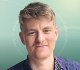 Profilfoto von Marlon aus Mintraching-Grüneck. Berufswunsch: Barista und Barkeeper/in. Branche: Finanzen, Buchhaltung und Logistik, Transport, Verkehr.