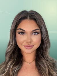 Profilfoto von Christina aus Paderborn. Berufswunsch: Barkeeper/in und Callcenter Agent/in. Branche: Bildung, Pädagogik und Events, Messen, Promotion.