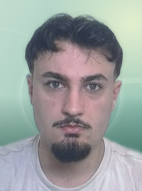 Profilfoto von Adrian aus Gießen. Berufswunsch: Medienmanager/in und Medienpädagoge/-pädagogin. Branche: Events, Messen, Promotion und Marketing, Werbung.