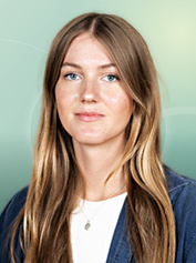 Profilfoto von Emily aus Hamburg. Berufswunsch: Barista und Barkeeper/in. Branche: Design, Musik, Tanz, Schauspiel und Events, Messen, Promotion.