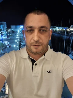 Profilbild von Chekib