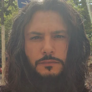 Profilbild von Araz