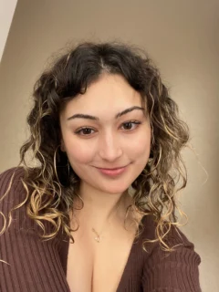 Profilbild von Azra