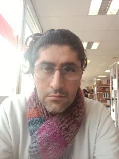 Profilbild von Pouya