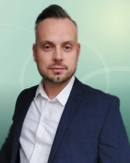 Profilfoto von Sascha aus Wolfsburg. Berufswunsch: Sicherheitsbeauftragte/r (Werkschutz) und Schutz-und Sicherheitsfachkraft. Branche: Kundenservice und Schutz, Ordnung, Sicherheit.
